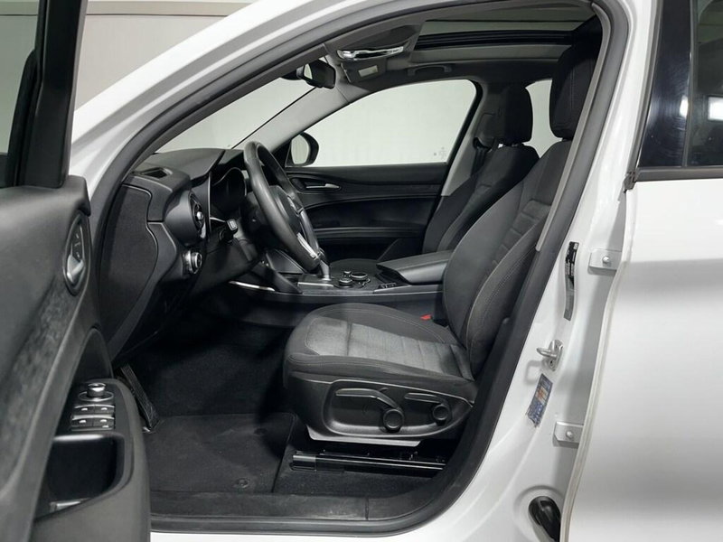 Alfa Romeo Stelvio usata a Sondrio (10)