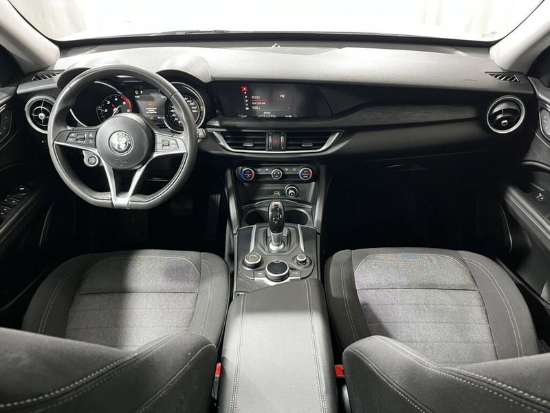 Alfa Romeo Stelvio usata a Sondrio (12)