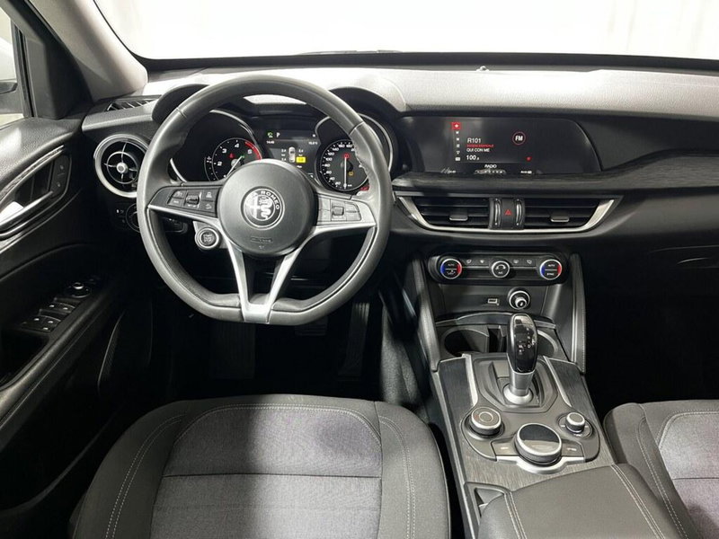 Alfa Romeo Stelvio usata a Sondrio (13)