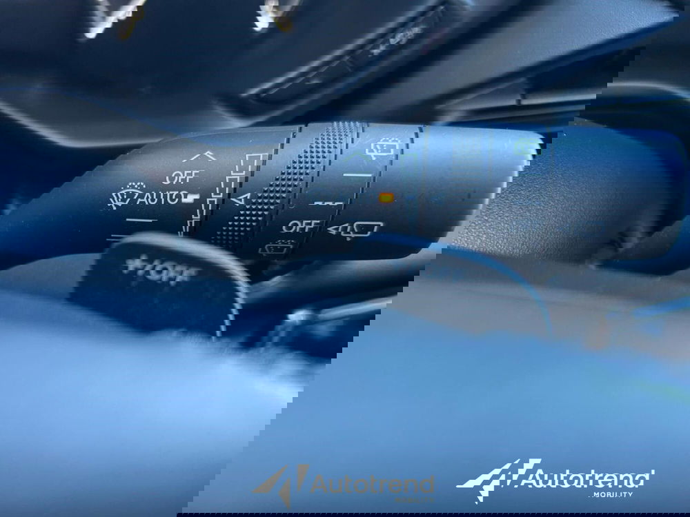 Mazda MX-30 usata a Bari (12)