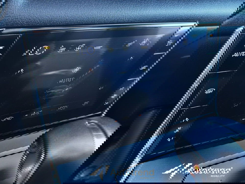 Mazda MX-30 usata a Bari (15)