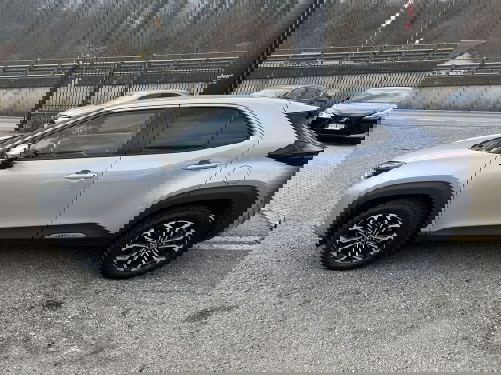 Toyota Yaris Cross usata a Como (3)