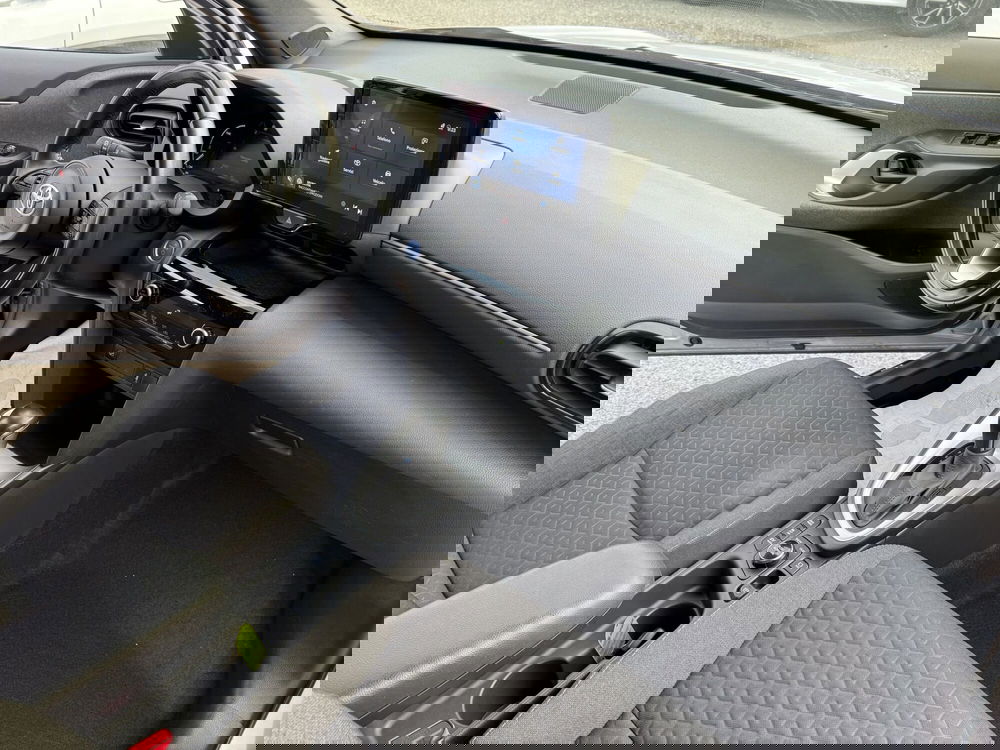 Toyota Yaris Cross usata a Como (6)