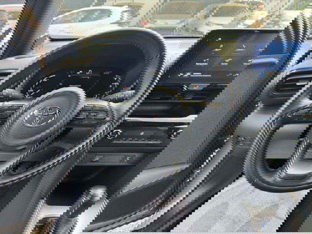 Toyota Yaris Cross usata a Como (8)