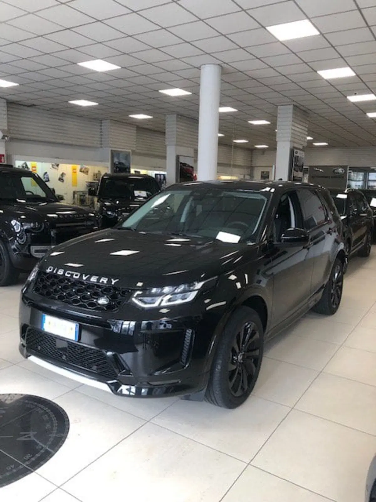 Land Rover Discovery Sport usata a Milano