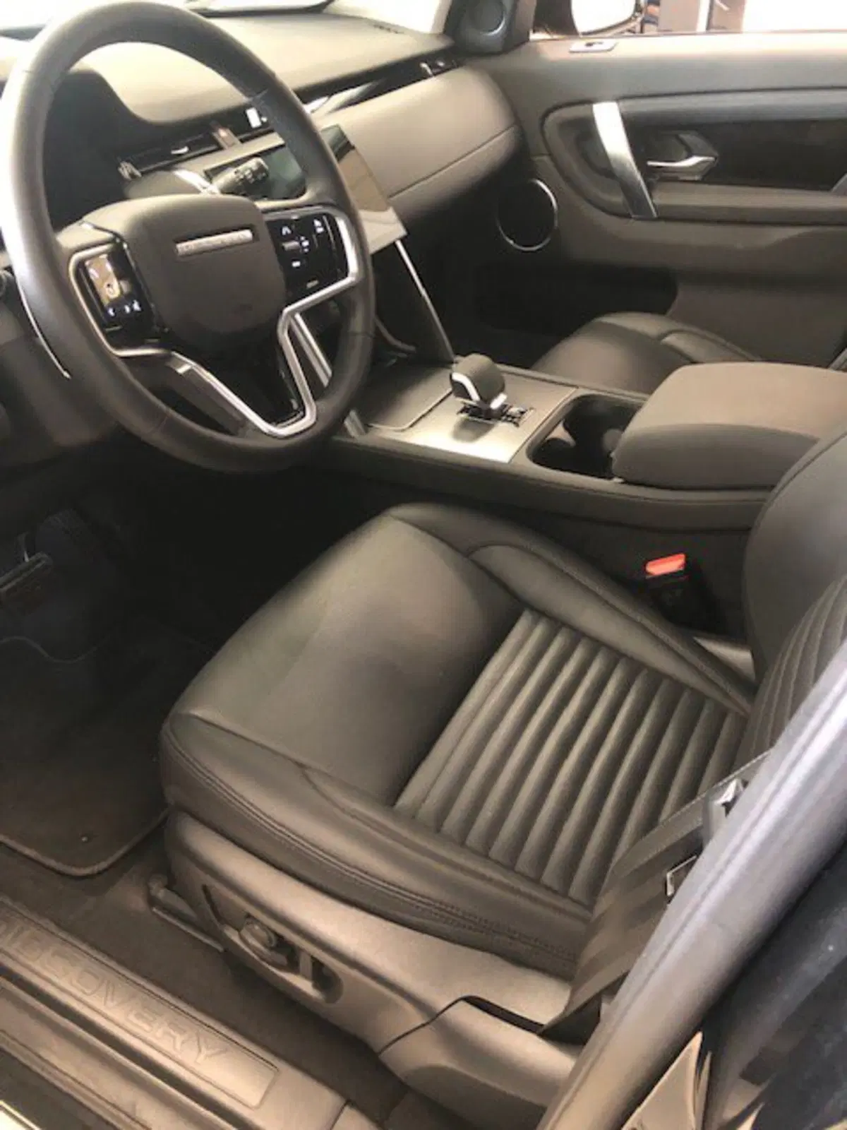 Land Rover Discovery Sport usata a Milano (13)