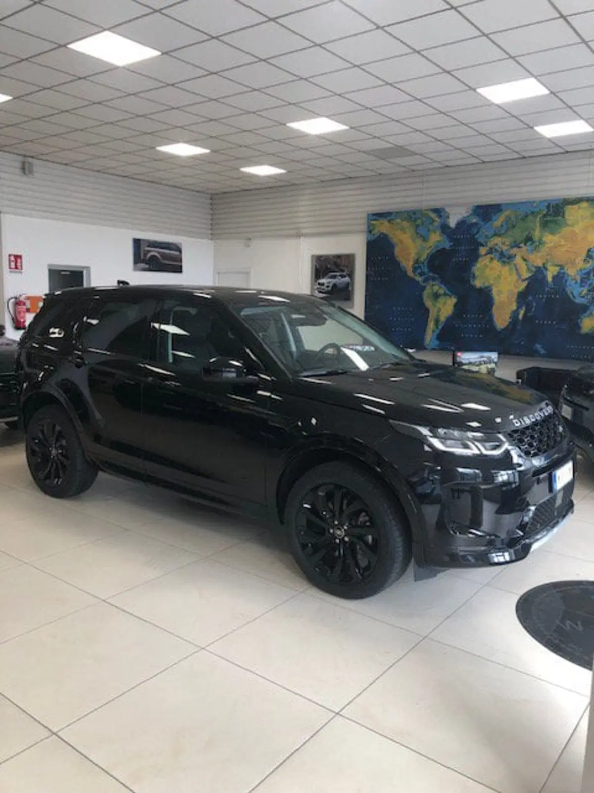 Land Rover Discovery Sport usata a Milano (3)