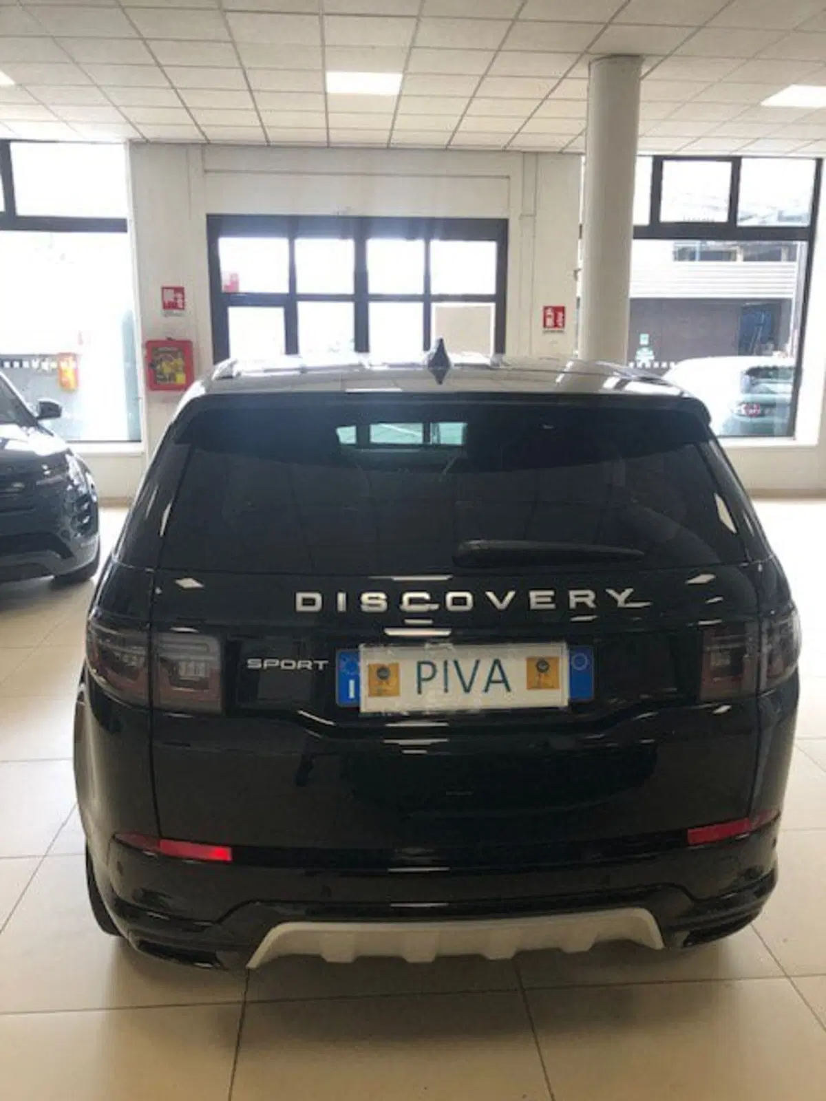 Land Rover Discovery Sport usata a Milano (8)