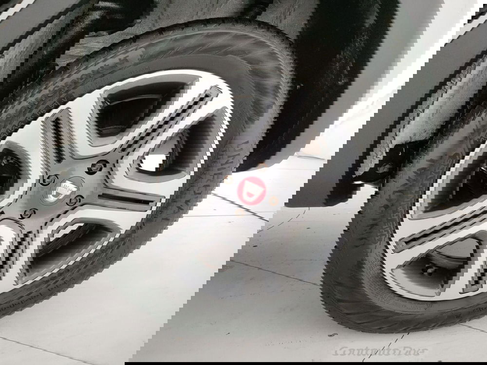 Dacia Sandero usata a Caserta (8)