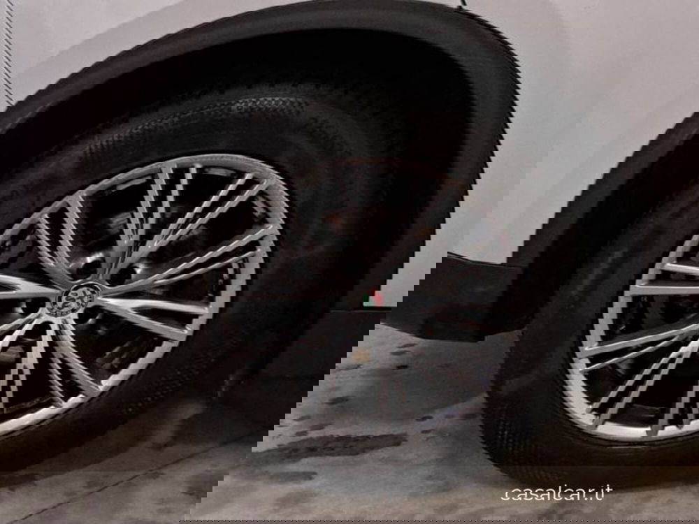 Alfa Romeo Stelvio usata a Salerno (17)