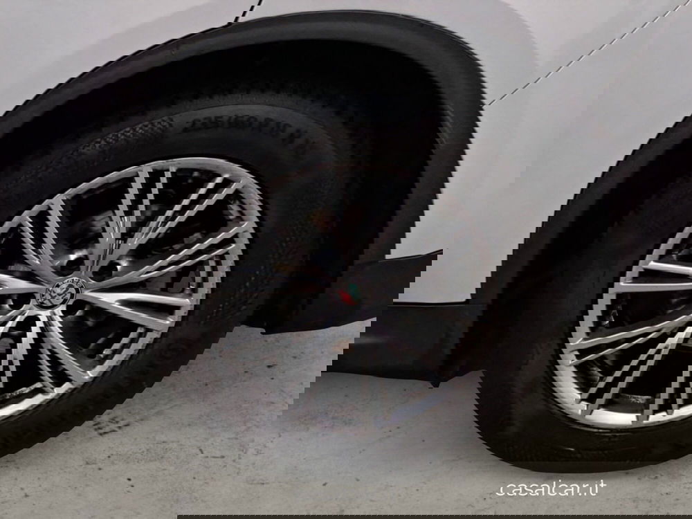 Alfa Romeo Stelvio usata a Salerno (18)