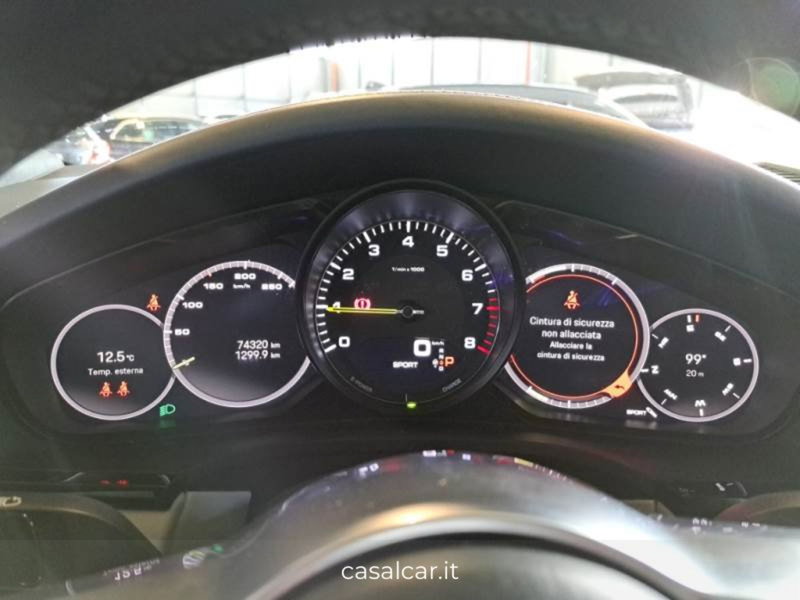 Porsche Cayenne usata a Salerno (10)