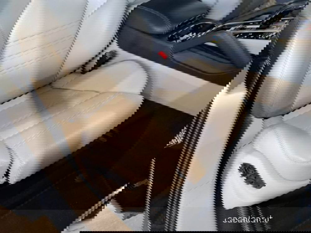 Porsche Cayenne usata a Salerno (14)