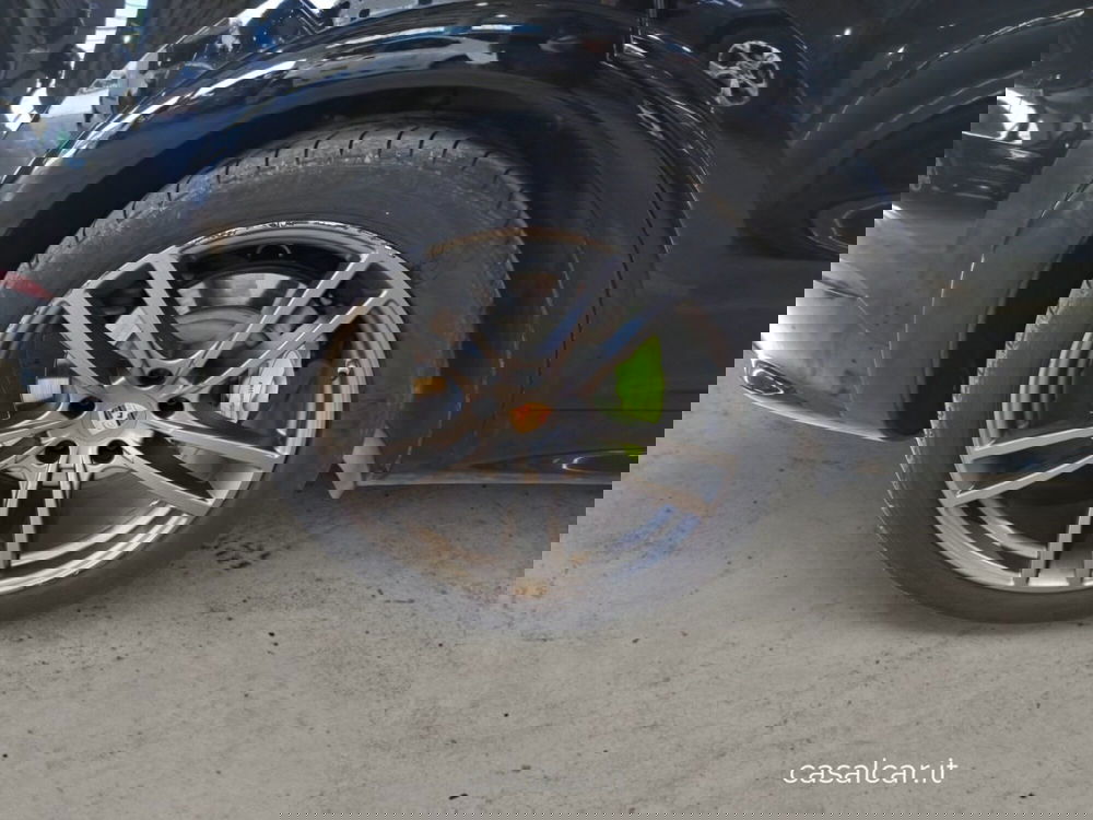 Porsche Cayenne usata a Salerno (18)