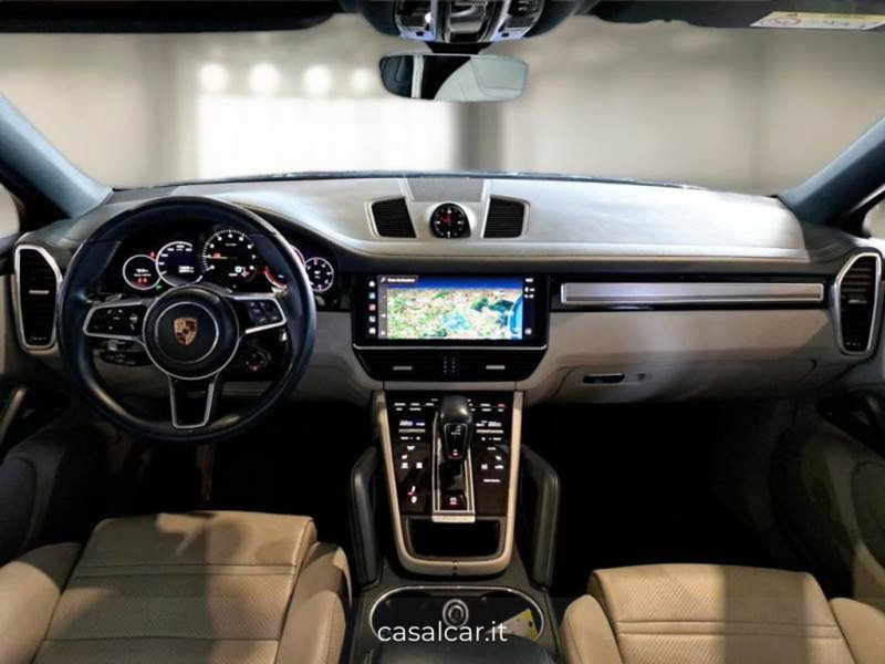 Porsche Cayenne usata a Salerno (9)