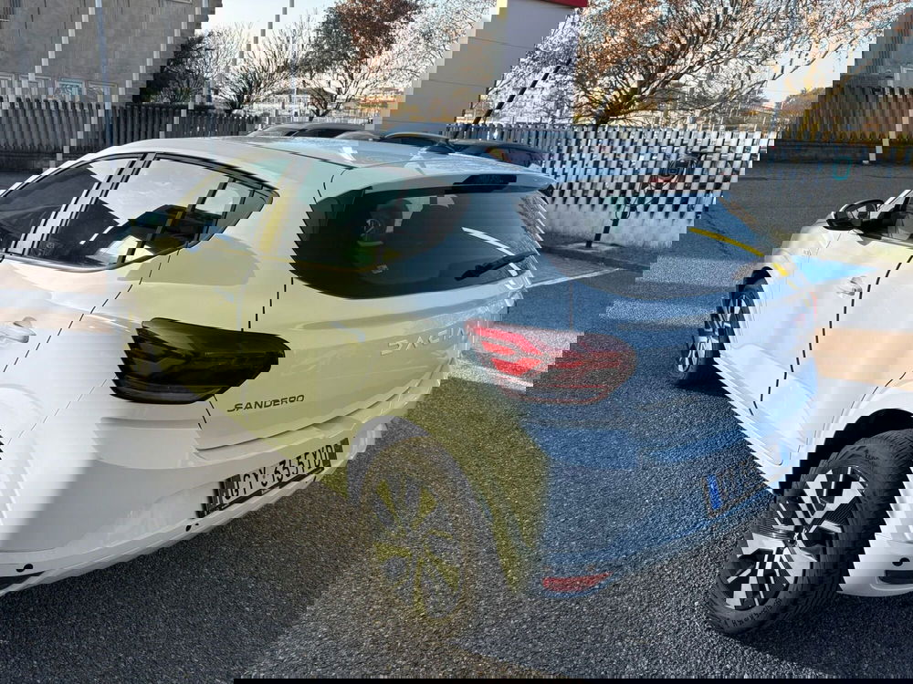 Dacia Sandero usata a Bergamo (6)