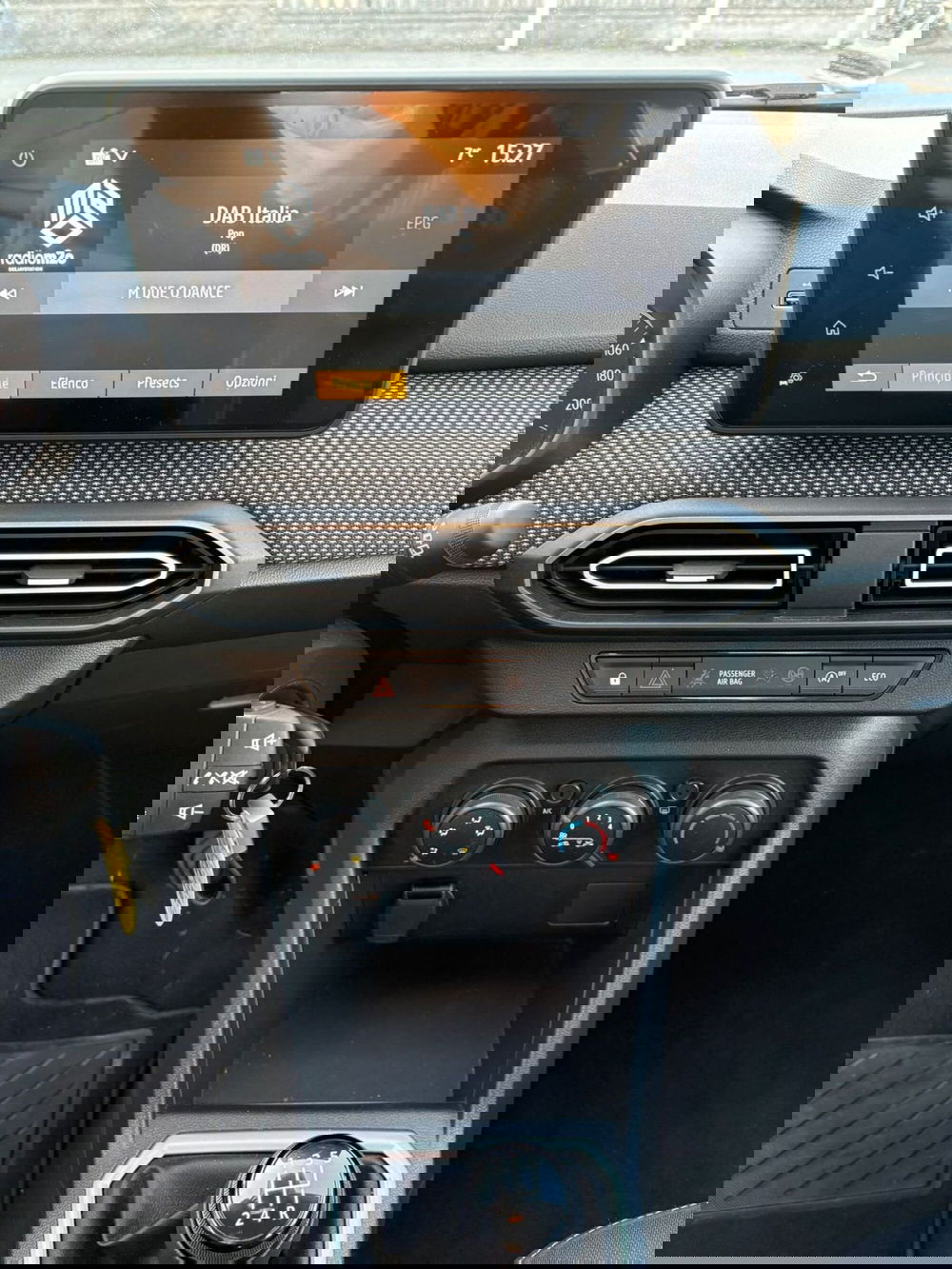 Dacia Sandero usata a Bergamo (9)