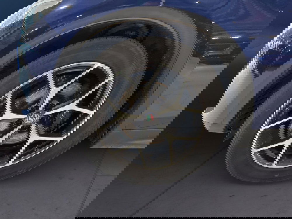 Alfa Romeo Stelvio usata a Torino (5)