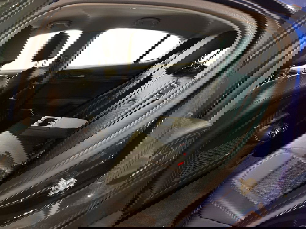 Alfa Romeo Stelvio usata a Torino (6)