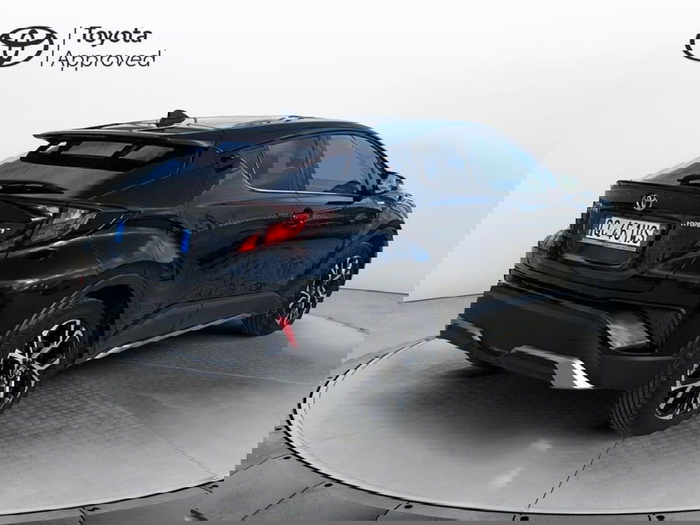 Toyota Toyota C-HR usata a Ragusa (4)