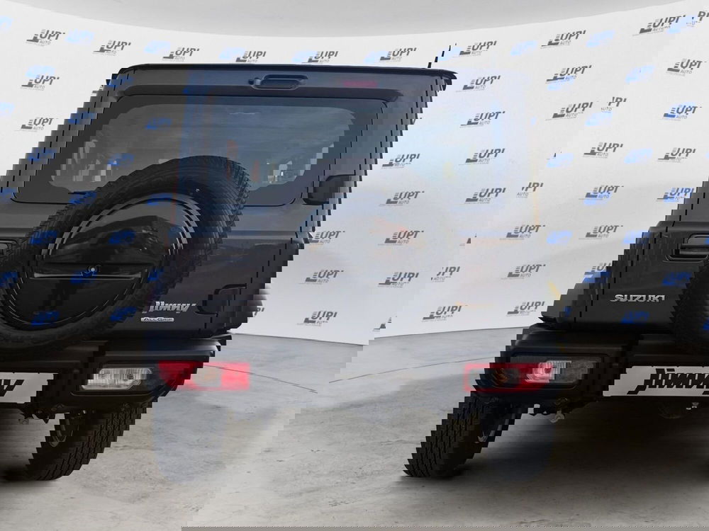 Suzuki Jimny nuova a Pistoia (7)