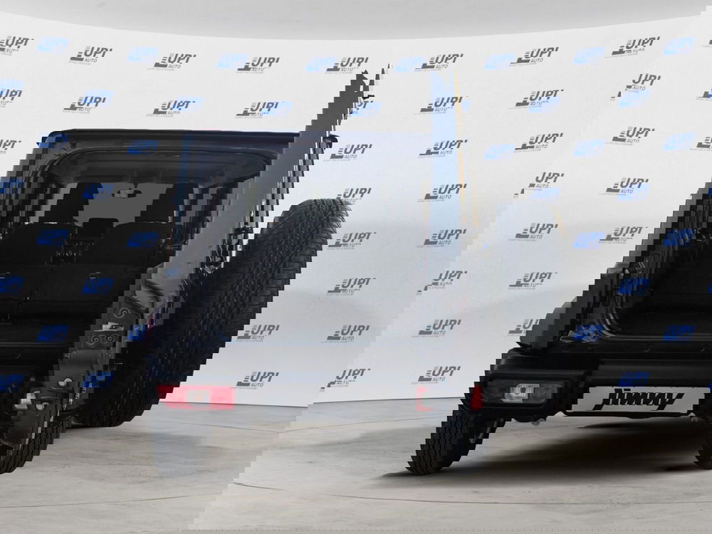 Suzuki Jimny nuova a Pistoia (9)