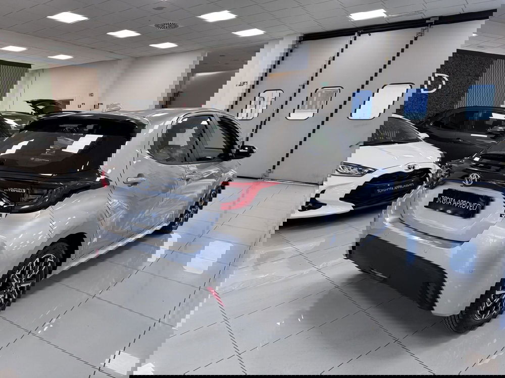 Toyota Yaris usata a Prato (4)