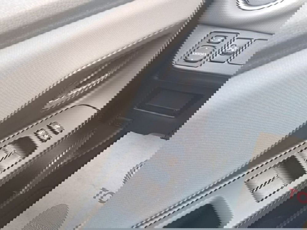 Toyota Yaris usata a Cagliari (18)