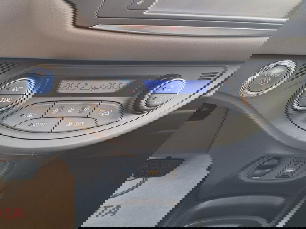 Toyota Yaris usata a Cagliari (19)