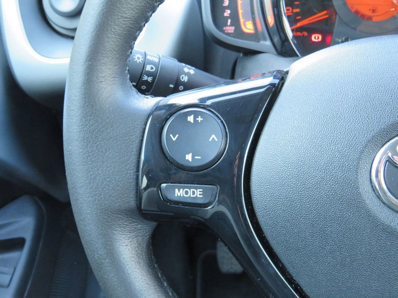 Toyota Aygo usata a Monza e Brianza (11)