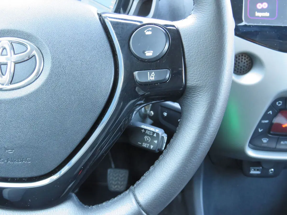 Toyota Aygo usata a Monza e Brianza (12)