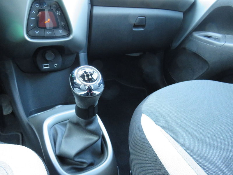 Toyota Aygo usata a Monza e Brianza (14)