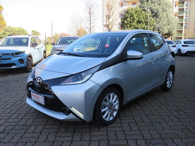 Toyota Aygo usata a Monza e Brianza (3)