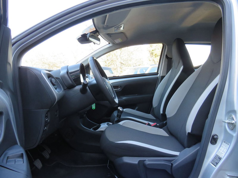 Toyota Aygo usata a Monza e Brianza (5)