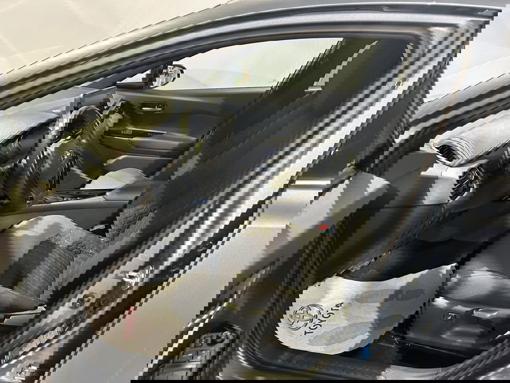 Toyota Toyota C-HR usata a Milano (12)