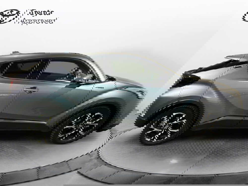 Toyota Toyota C-HR usata a Milano (14)