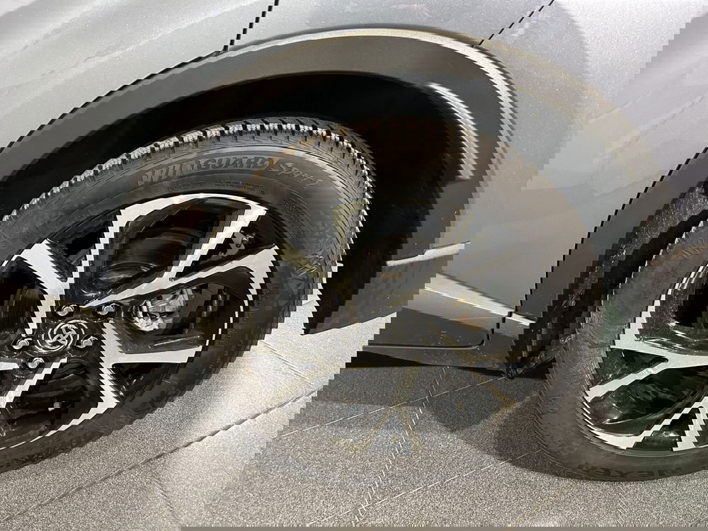 Toyota Toyota C-HR usata a Milano (15)