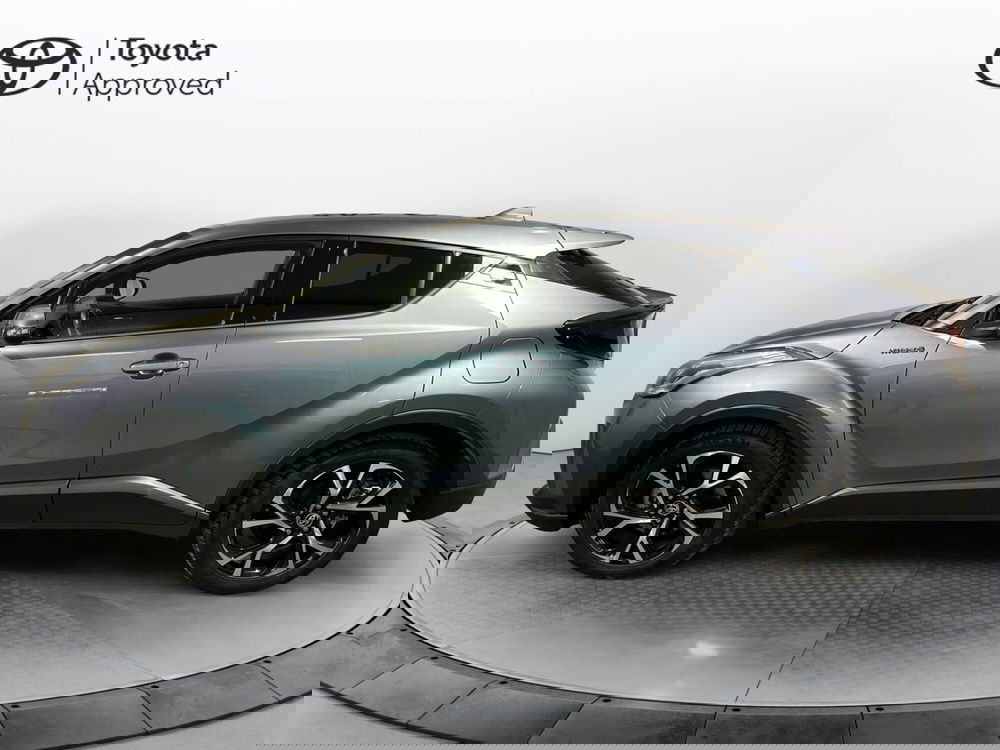 Toyota Toyota C-HR usata a Milano (3)