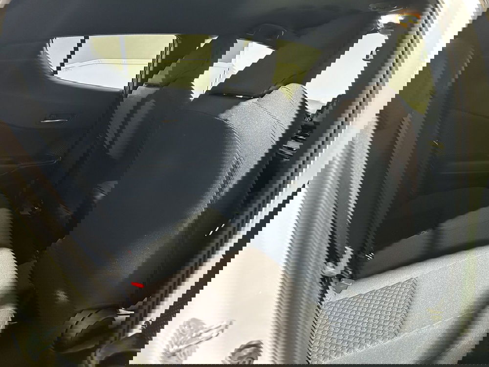 Toyota Toyota C-HR usata a Milano (12)