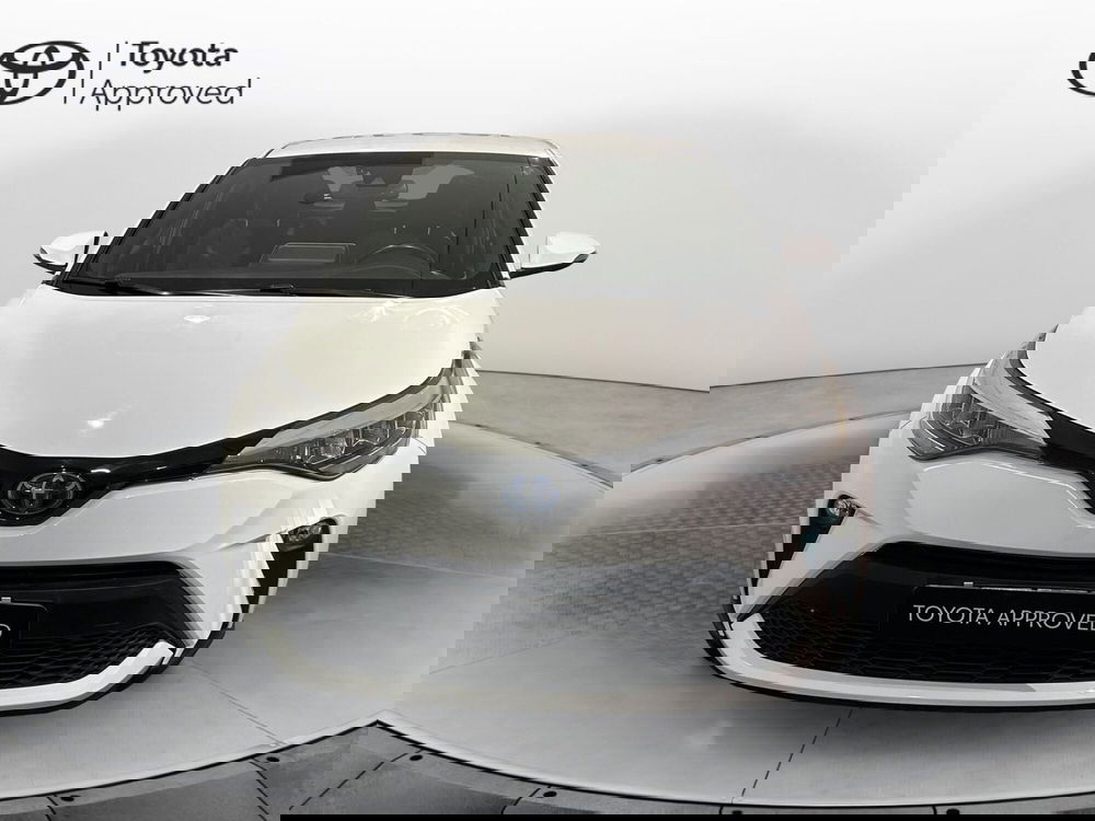 Toyota Toyota C-HR usata a Milano (5)
