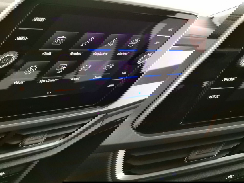 Volkswagen T-Roc usata a Chieti (14)