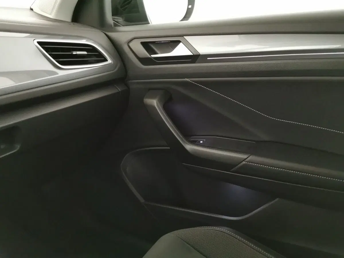 Volkswagen T-Roc usata a Chieti (18)