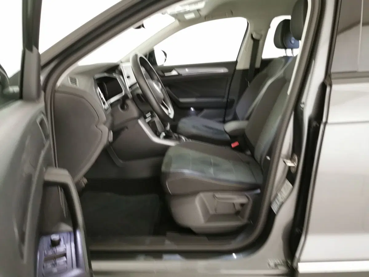 Volkswagen T-Roc usata a Chieti (5)