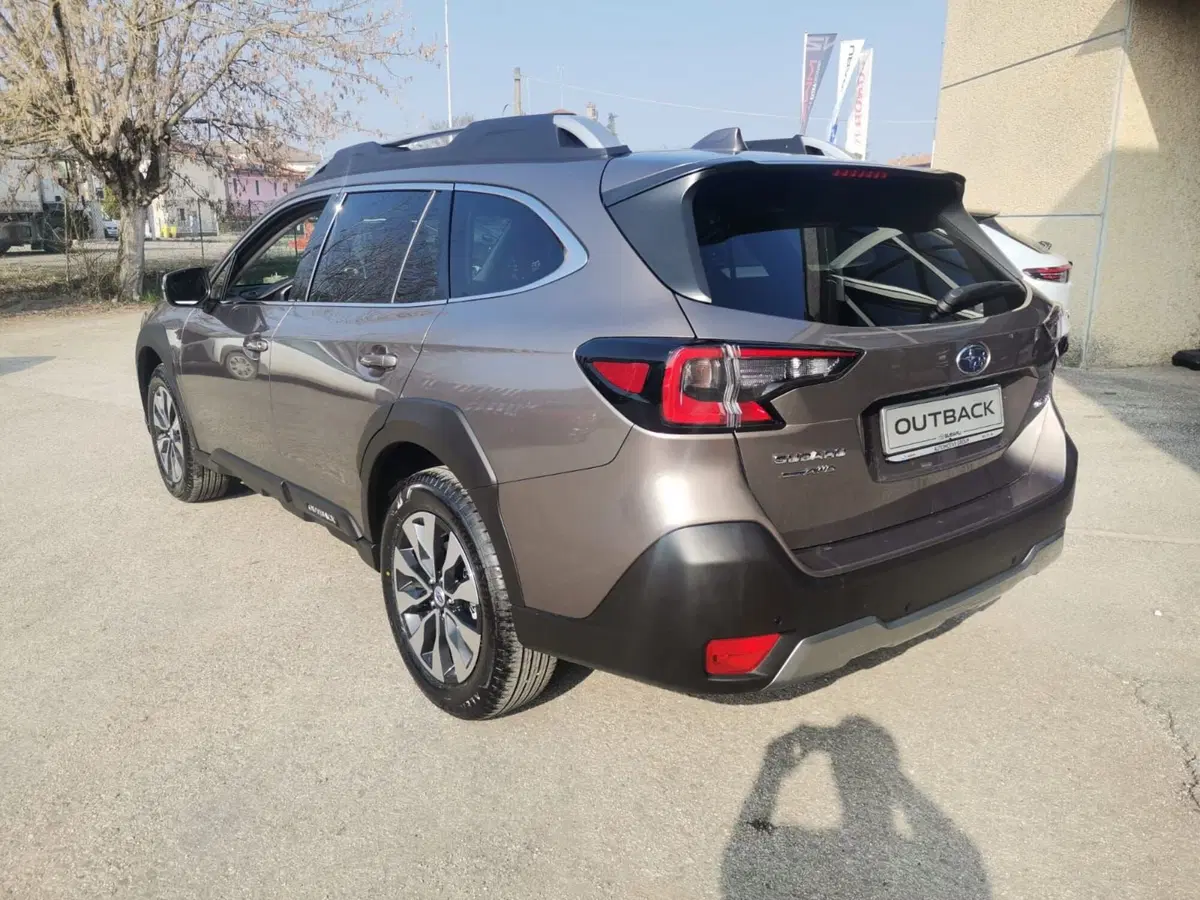 Subaru Outback nuova a Forlì-Cesena (5)