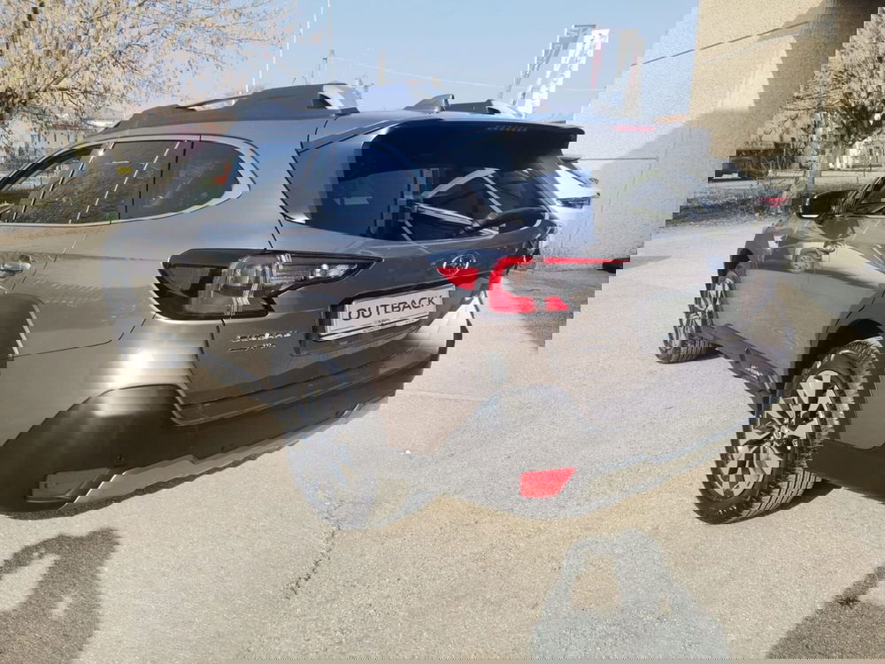 Subaru Outback nuova a Forlì-Cesena (5)