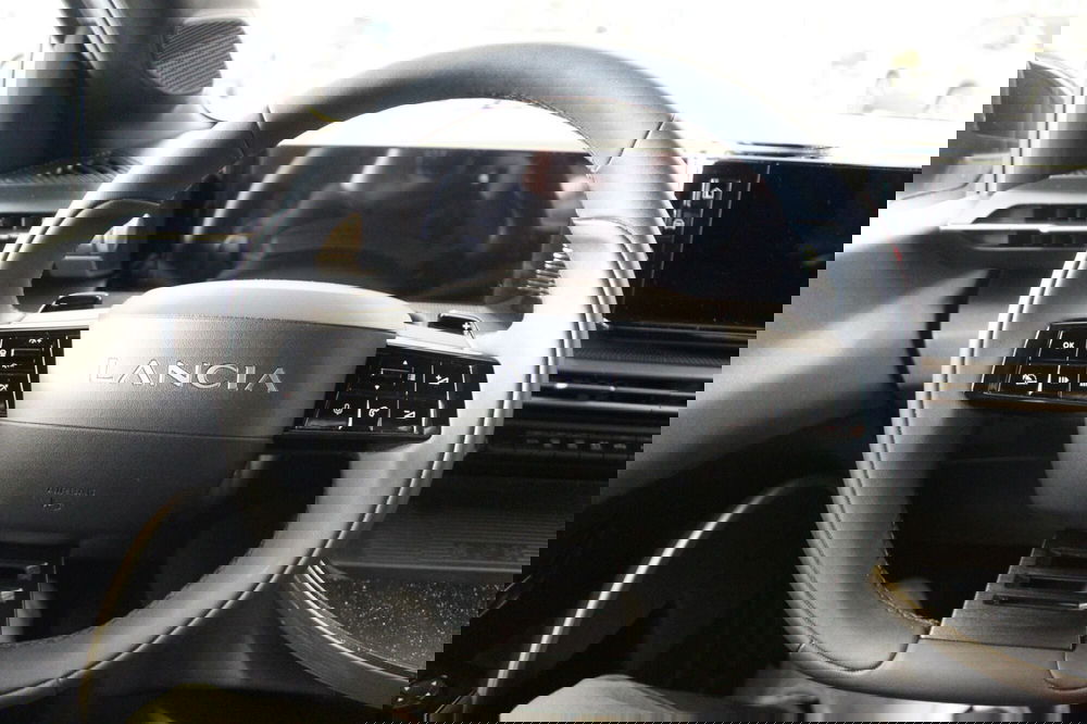 Lancia Ypsilon usata a Cremona (9)