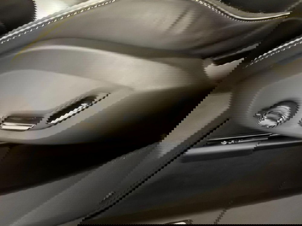 Volvo XC60 usata a Como (20)