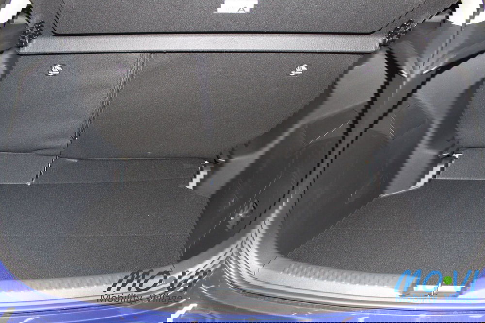 Mazda Mazda2 Hybrid nuova a Torino (9)