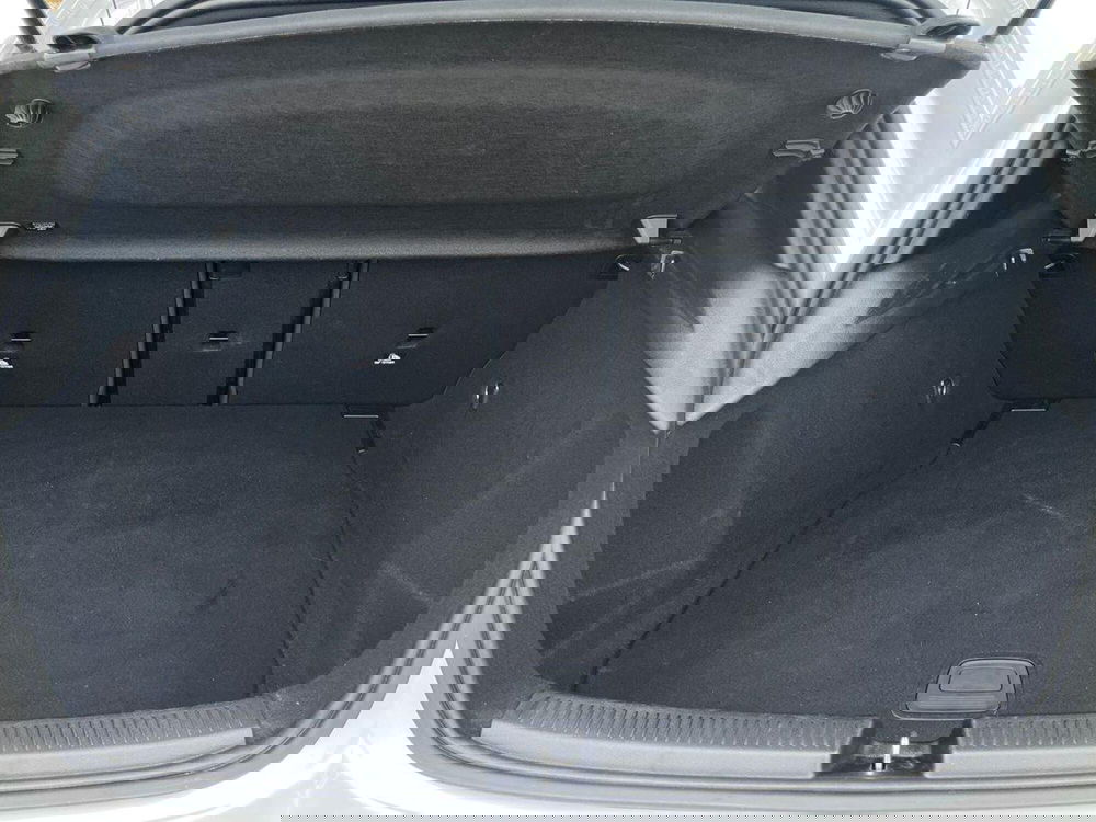 Mercedes-Benz Classe A usata a Bari (8)