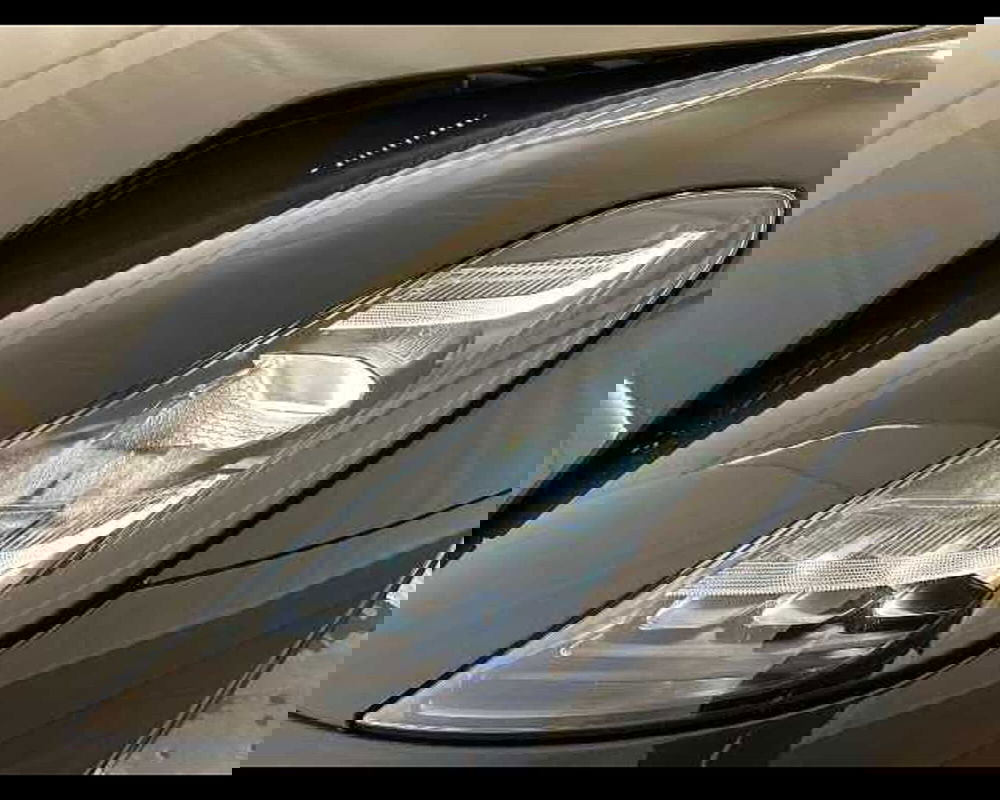 Lotus Emira usata a Roma (6)